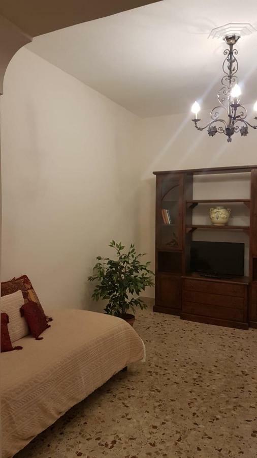 Lidia'S Home Canicatti Bagian luar foto