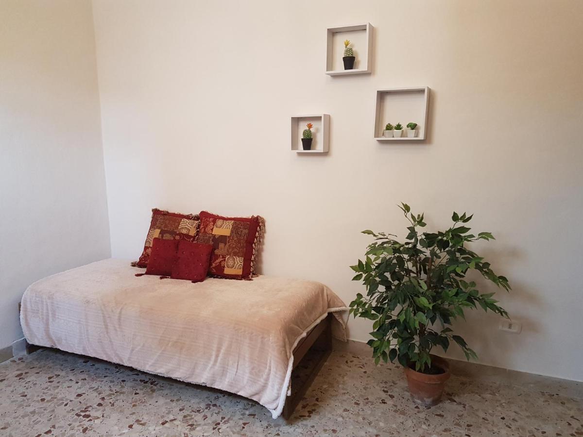 Lidia'S Home Canicatti Bagian luar foto